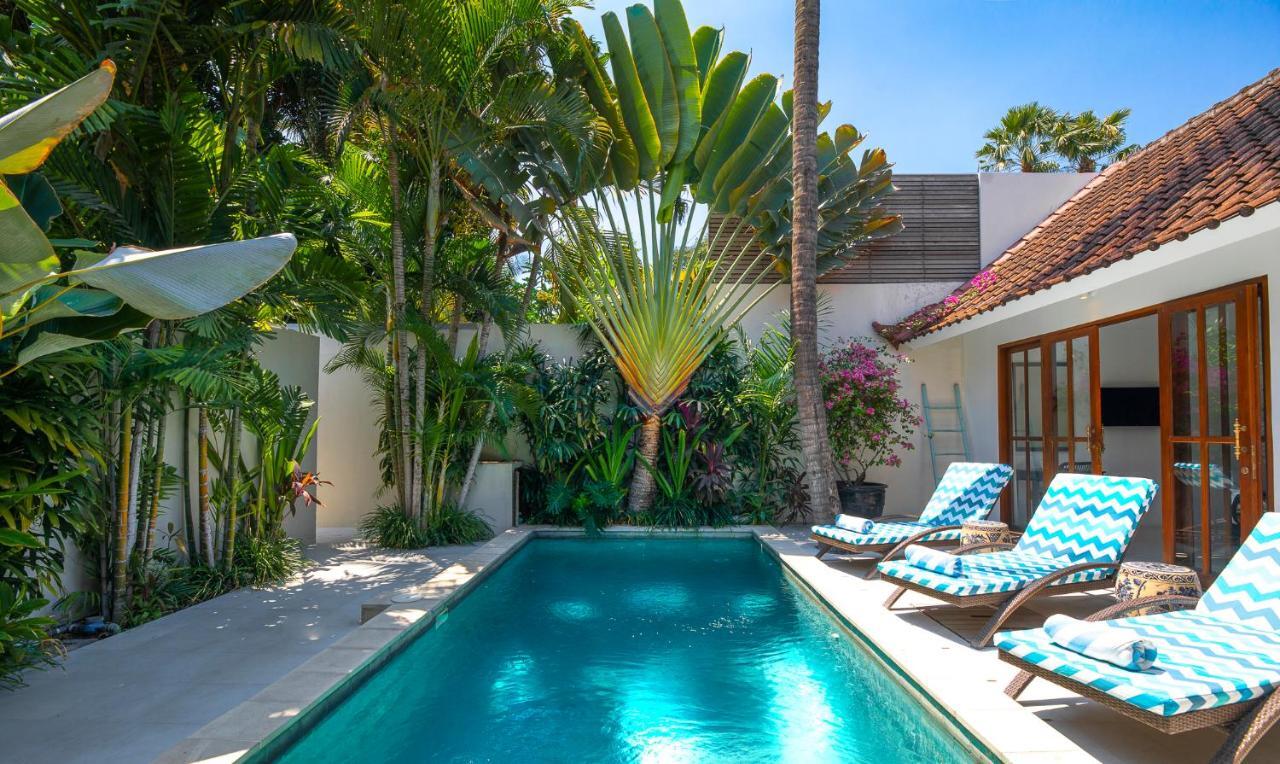 Villa Merah Seminyak Kültér fotó